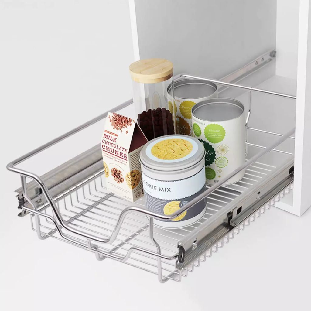 pepperykitchen's tweet image. "The Pull-Out Wire Baskets are a set of two silver baskets measuring 15.7 inches!" 

pepperykitchennpassion.com/pull-out-wire-…  

#pulloutwirebaskets #wirebaskets #storageorganization #kitchenorganization #homeorganization #kitchenstorage #pantrystorage #closetorganization #silverbaskets