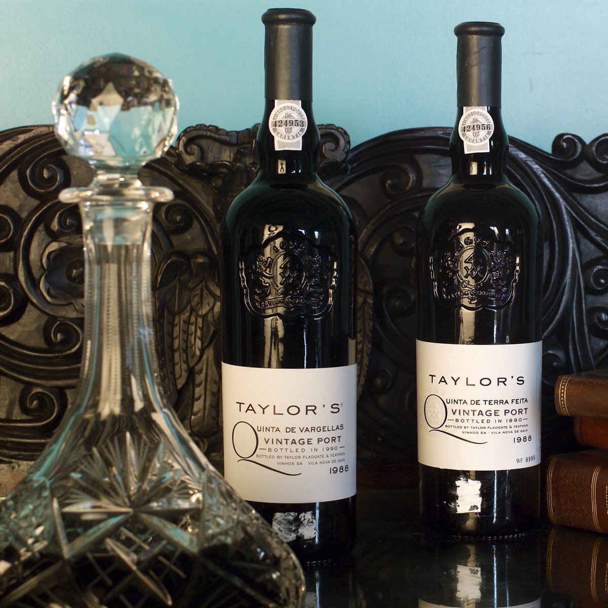 Introducing a sophisticated Vintage. Taylor's 1988 Quinta de Vargellas Vintage is a soft, velvety wine whose rich palate and nose is reminiscent of penetrating fruit and jam.

#taylorsportwine #taylorfladgate #winetasting #portwine