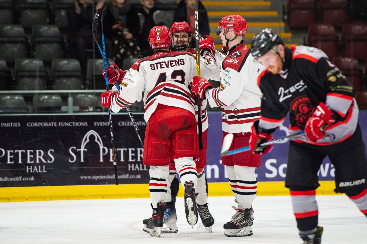 CardiffFireIHC's tweet photo. πΈ Check out the action photo highlights of last night's 8-1 win against Solent Jr Devils (2/3) #FirePhotos π₯
Photos by @JamesAssinder https://t.co/krdExxQMN5