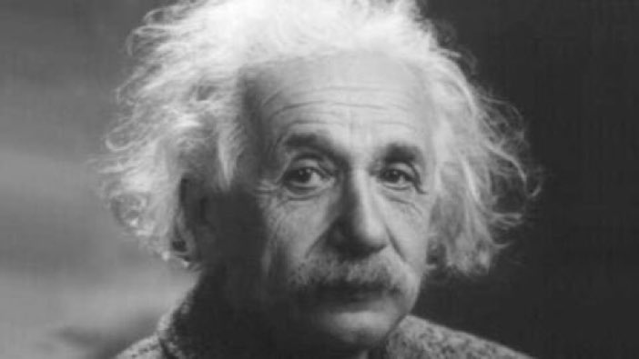 « L’éducation est ce qui reste après qu’on ait oublié ce qu’on a appris à l’école. »
Albert Einstein