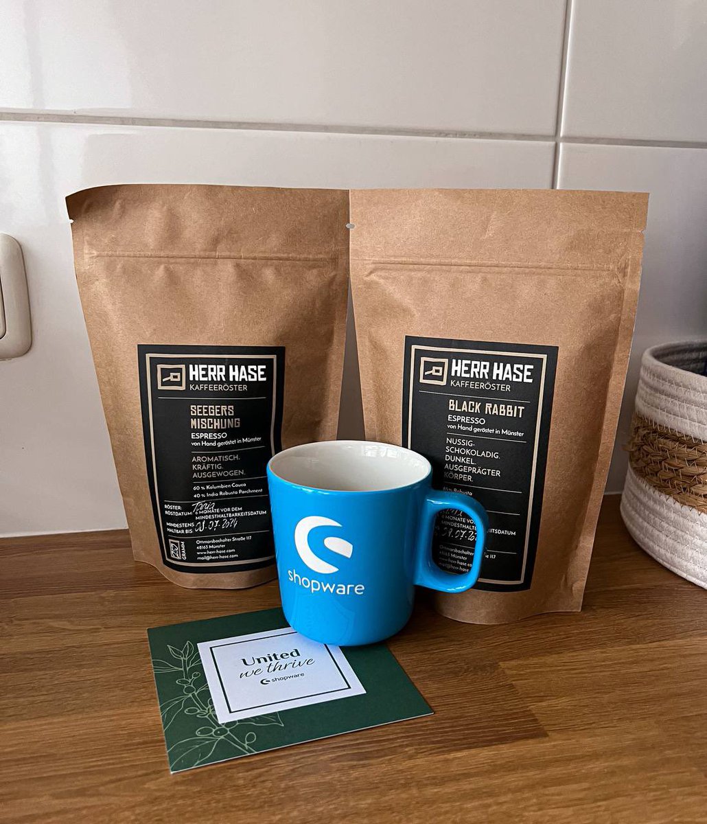 Big thanks to <a href="/shopware/">Shopware</a> for this surprise package 📦💙