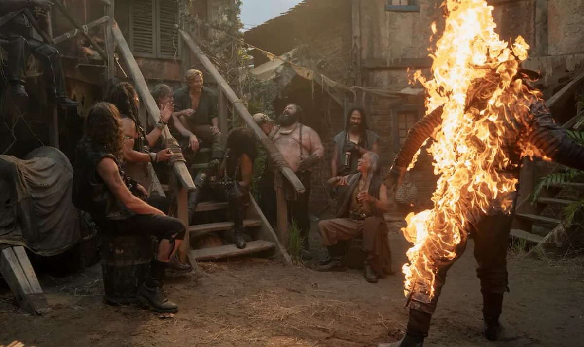 PopverseSays's tweet image. #OurFlagMeansDeath's marketing was concerned about the shock of violence in the show.

Read about why here:
thepopverse.com/our-flag-means…