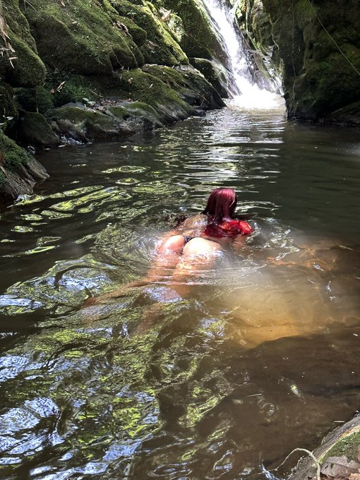 Follow the light . I&rsquo;m your light. https://t.co/Gz9o5G5ey2<a href="/tag/badass"class="tags"><span>#badass</span></a>