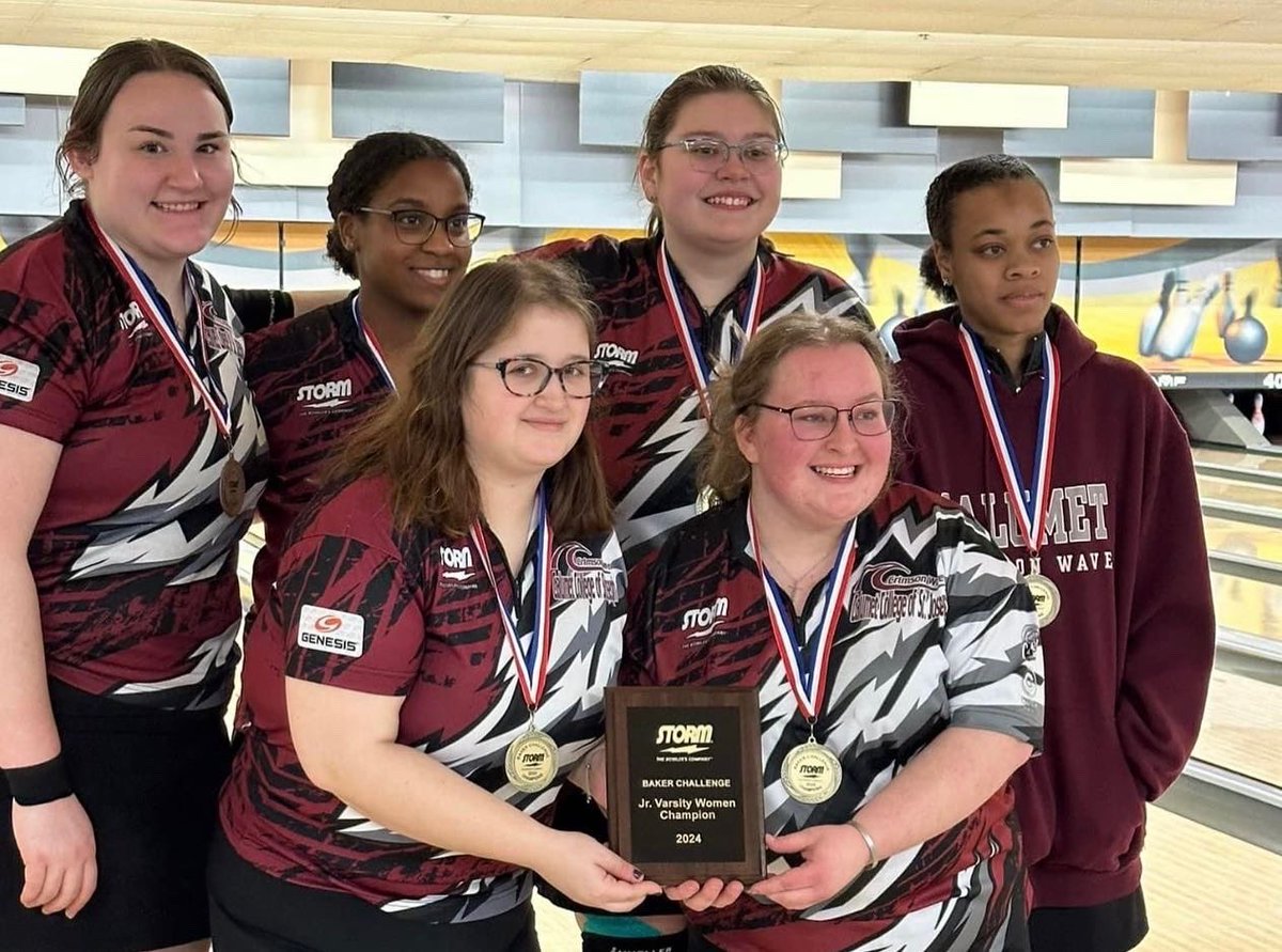 CCSJAthletics's tweet photo. CCSJ Women’s Bowling varsity and JV team earn first-place at Storm Baker Challenge this past weekend.
More about the successful weekend ➡️ https://t.co/X1XPxQAq4n https://t.co/w5OcYhk04i