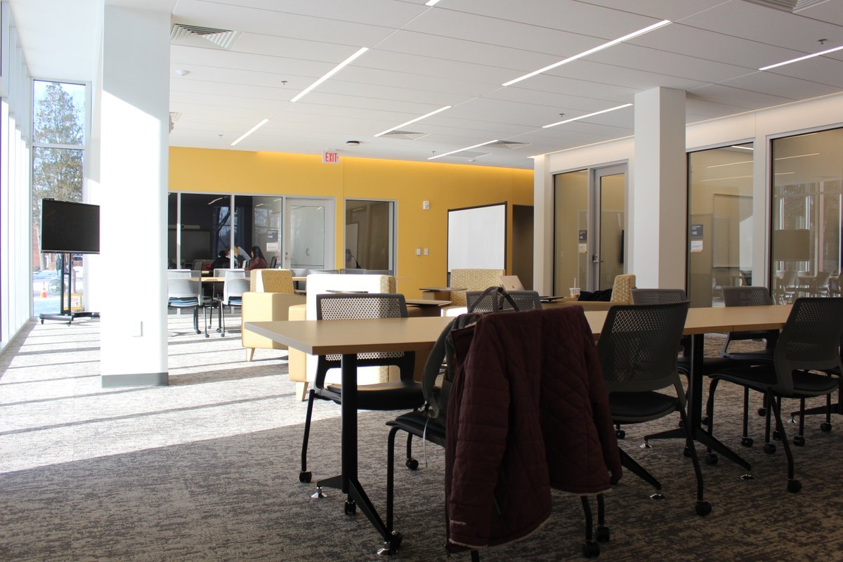 JuniataFootball's tweet photo. Opening Day today for a $15 million investment into our students! Excited to see the ways our players will use the Statton Learning Commons. #HighAcademic #CLA #COMPETE https://t.co/hI63C9SQw1