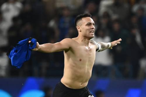 zazoomblog's tweet image. LInter vince la Supercoppa Italiana: Lautaro stende il Napoli - #LInter #vince #Supercoppa #Italiana: zazoom.it/2024-01-22/lin…