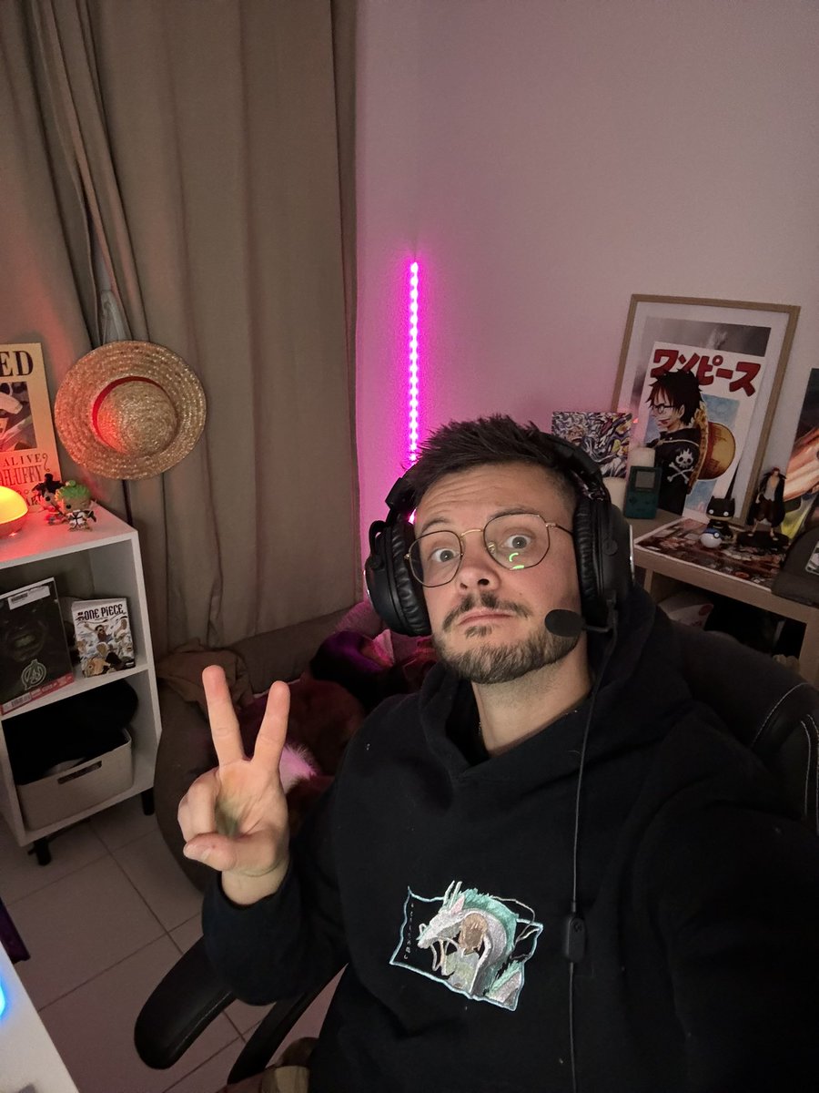 nicowithdog's tweet photo. On lâche pas l’objectif ✌🏼
Live lancé ☺️

https://t.co/azlQ4ruyEY https://t.co/Q1GItW3hAP