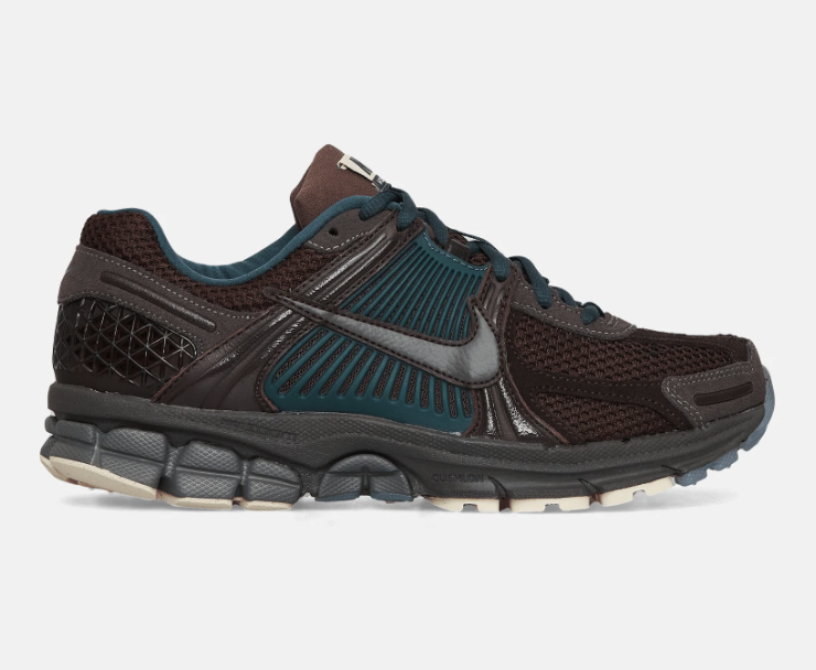 SOLELINKS's tweet photo. Ad: Nike Air Zoom Vomero 5 PRM 'Velvet Brown/Medium Ash' couple of sizes on sale for $117 + shipping => https://t.co/ivZUP6W00t https://t.co/eL5i6WPY45