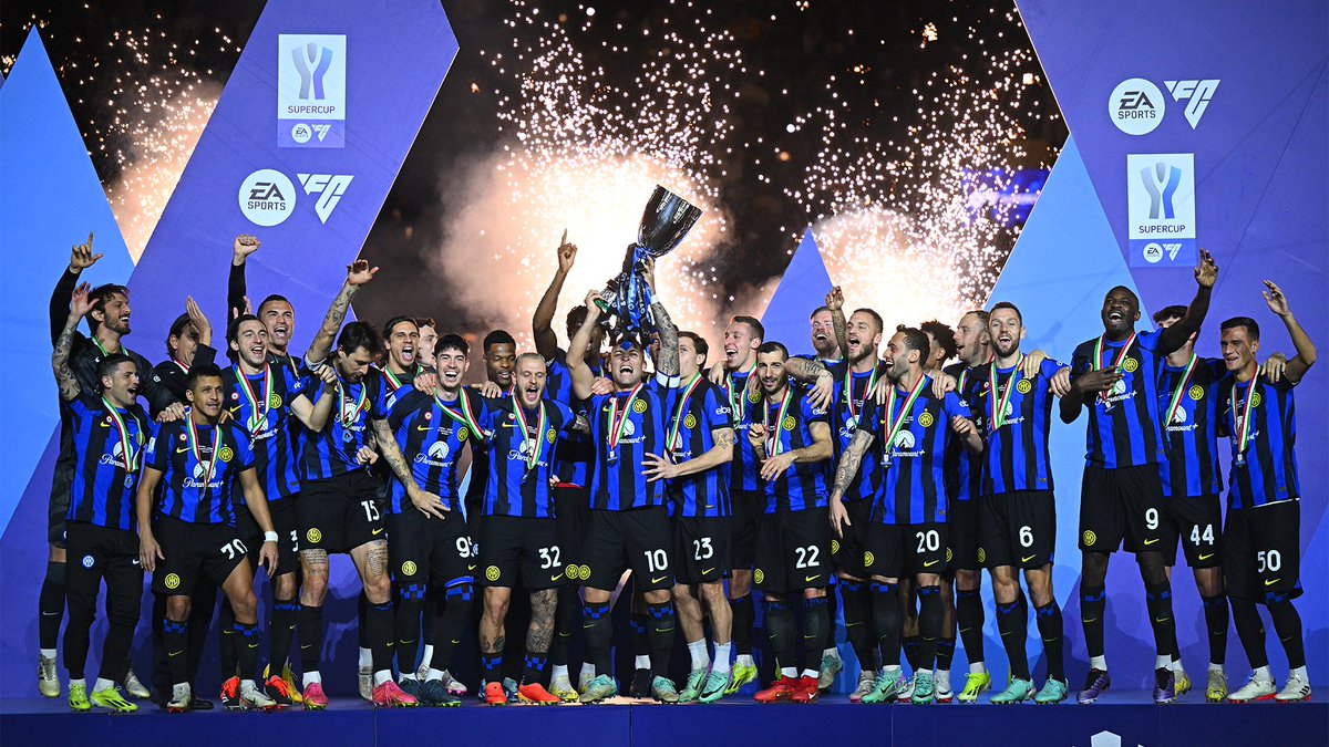 Inter_id's tweet photo. 2021 ✅
2022 ✅
2023 ✅
STILL US 🏆

#ForzaInter #SupercoppaItaliana https://t.co/j1H3QmaLDo