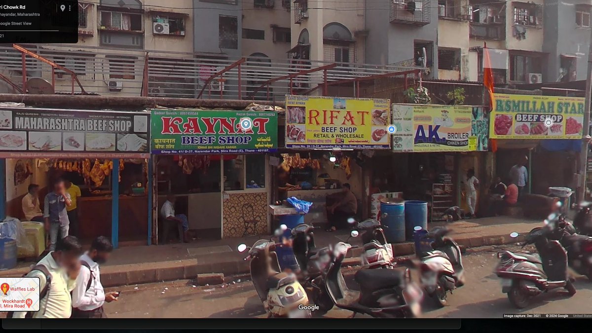 himalayanhindu's tweet photo. 📍 Mira Road , Naya Nagar

Muslims openly selling Beef in Maharashtra. Is it legal? Is it buffalo or Cow? @Dev_Fadnavis Ji

Who takes action?
Mumbai Police or BMC?

If it was in UP, UP Police would have taken Bulldozer action by now.

#Thane #Hindus #Mumbai
#Maharashtra #miraroad https://t.co/8iGxMQCkff