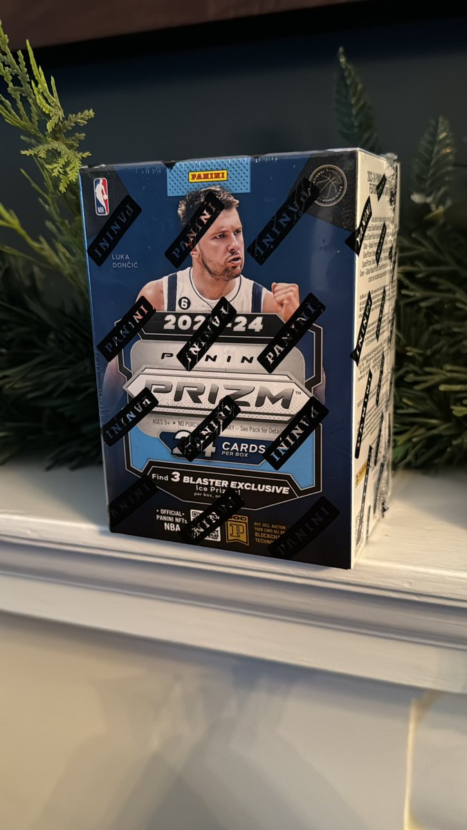 CX_Cards's tweet photo. Hey Card Twitter! It’s GIVEAWAY TIME.  To be elegible Retweet this Post and Follow my Account.  Winner will be selected Sunday 1/28 at 8PM EST.  Winner gets a Prizm NBA Booster Box #thehobby  @HobbyConnector @Hobby_Connect @sports_sell https://t.co/GoBtqVUWsS