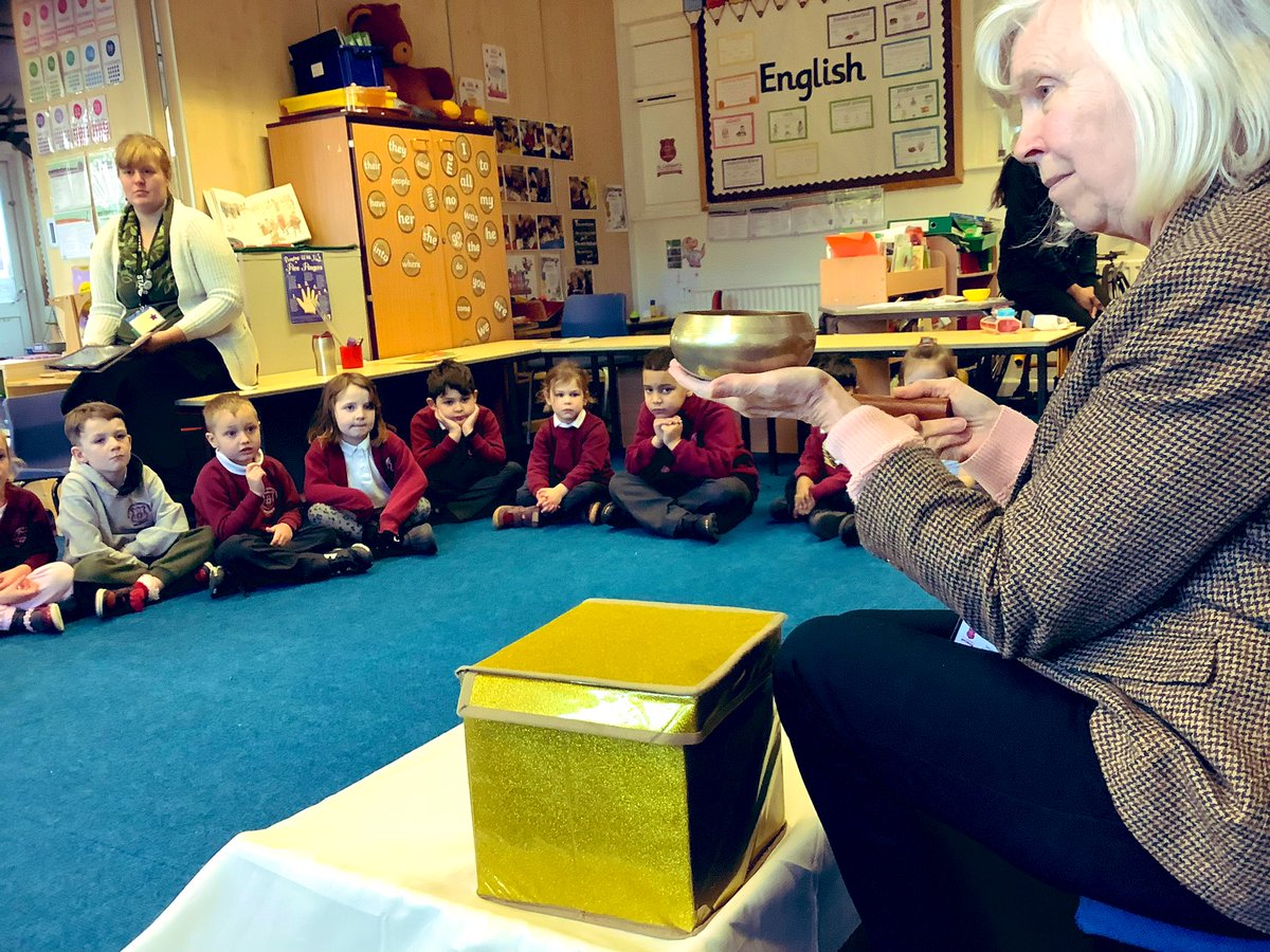 cuthberts_st's tweet photo. We had a lovely day of worship &amp; reflection on Thursday with Mrs Wright from @lancrcedserv who helped to deepen the children’s appreciation of their own family through the Holy Family.
#teamcuthberts @LancasterDioces @LancasterDioces #windermere #cumbria #community #holyfamily https://t.co/uIvGoYImqY