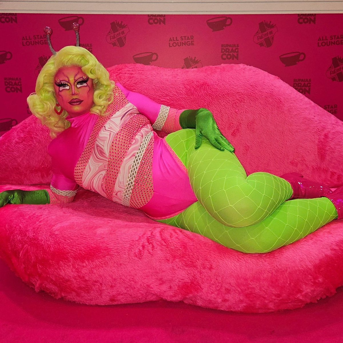 Sean Tunstall / Arya Quinn tweet media