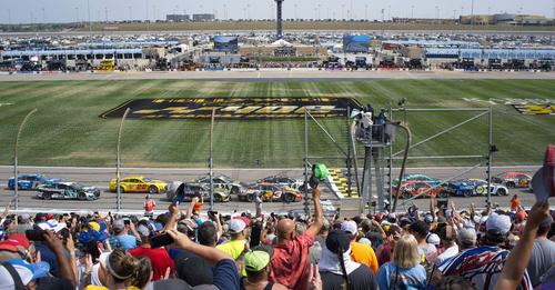 SacramentoTrans's tweet photo. This Replica Look Like The Real Ricky Bobby-Mobile! And It's On Sale!
https://t.co/AtDznxvscR

#TalladegaNights #BringATrailer #NASCAR #TubularSteelFrame #GoKarts

Follow Us!            
Pinterest: https://t.co/18v845B2jW
Facebook: https://t.co/0896hje3GP https://t.co/7uukBP0BQL