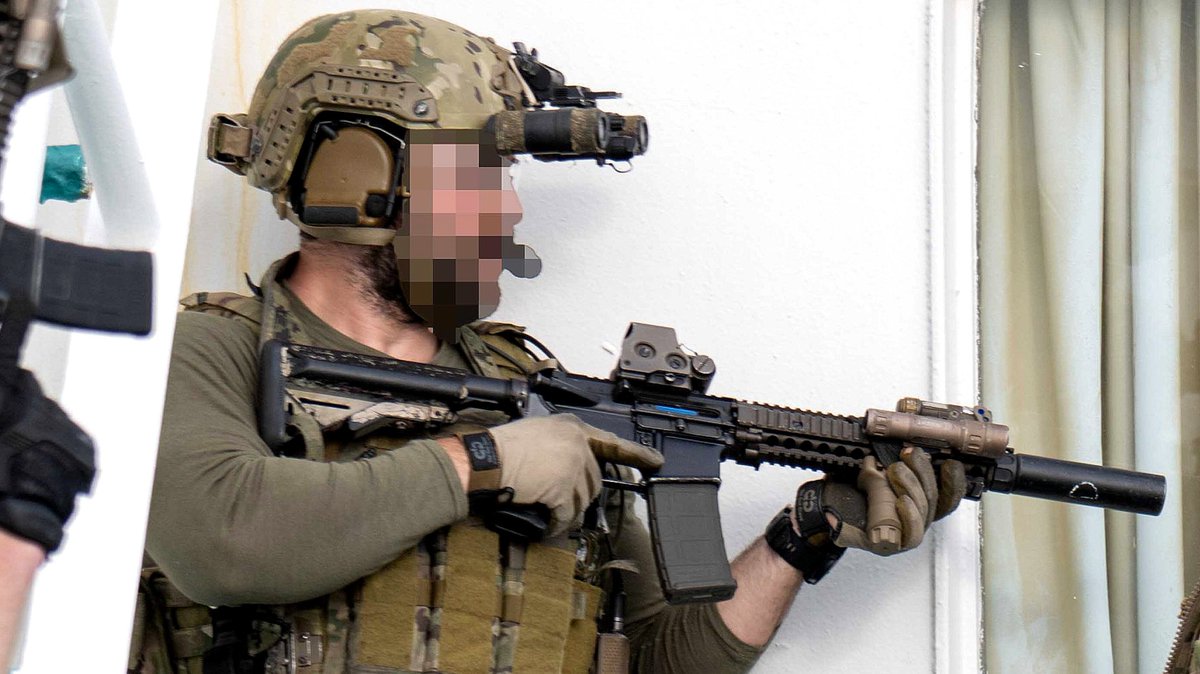 Remnantize's tweet photo. Navy SEALs, 2023 https://t.co/svscDuQRjR