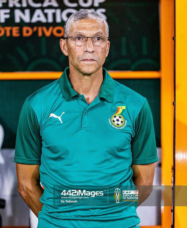 Ghanasoccernet's tweet photo. Should he leave or stay? 

#AFCON2023 https://t.co/NFSZpodgI9