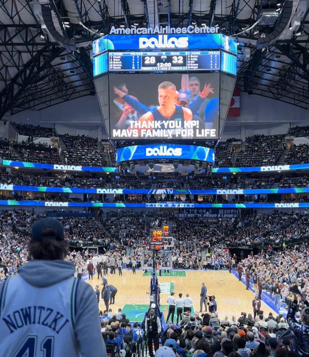 TheDailyMav's tweet photo. @MFollowill Next year or this year in the Finals! 😏
I just want to cheer @kporzee on again https://t.co/RLPfv18382