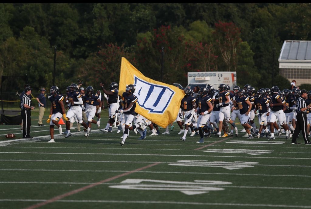 After a great visit to Averett University this weekend, i’m blessed to announce that i have received an official offer!! <a href="/CoachEasley__/">Tyler Easley</a> <a href="/coachphenry/">Coach-Patrick Henry</a>