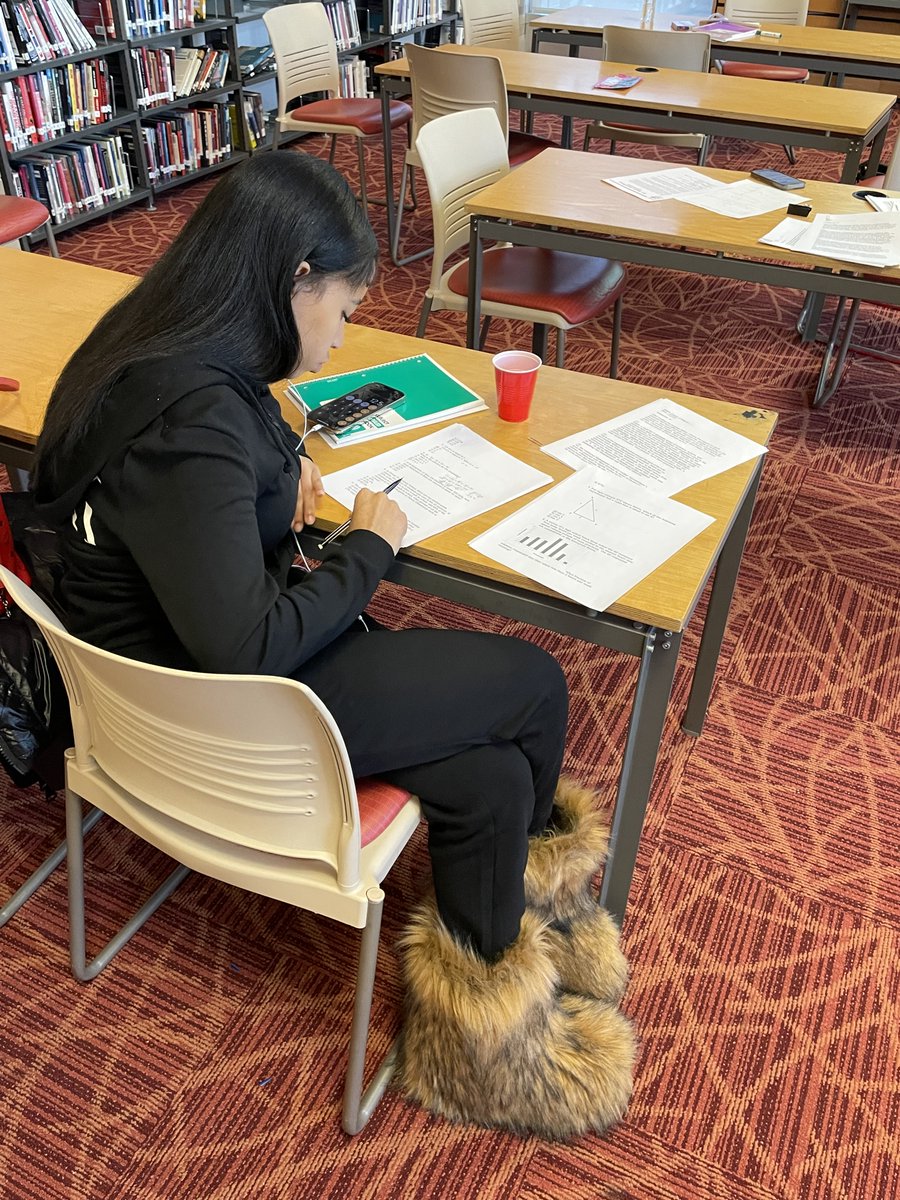 DunbarHSDC's tweet image. The ability to empower students eager for understanding and success is always a win! Today these students started their 7 week journey to understanding the SAT better by beginning a SAT Prep course from @Hearts_org!  @XQAmerica @dcpublicschools @DCPSconnected #Weworkforkids…