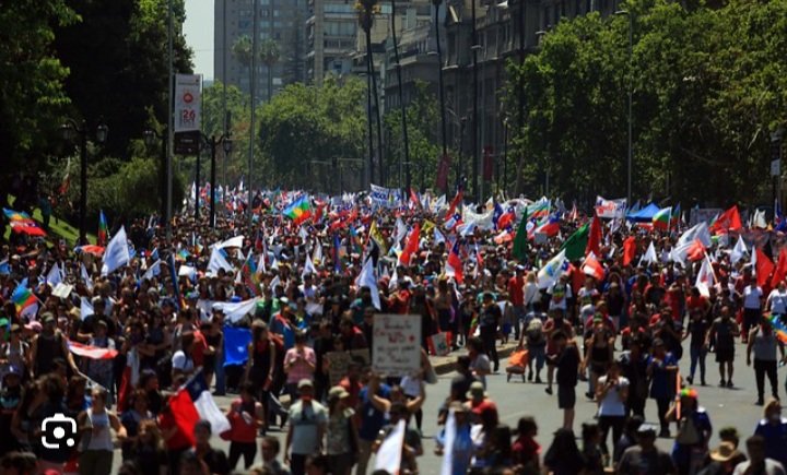 HuemulY's tweet photo. 08 DE MARZO 2024, PARO NACIONAL.
NO MÁS ABUSO, CORRUPCIÓN, VIOLENCIA, MIGRACIÓN ILEGAL, CESANTIA, DELINCUENCIA, SALUD, EDUCACIÓN, IMPUESTOS, PENSIONES, MINERIA, FEMICIDIOS. https://t.co/BlxzWGtBWl