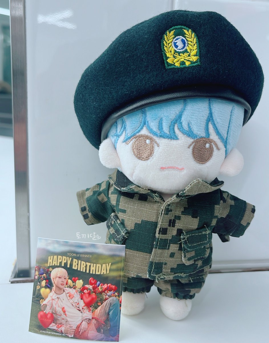 S2aurora_4's tweet photo. 🪖🐥
#강베리 #강승윤 #YOON
#WINNERDOLL https://t.co/LjdRWYpBnt