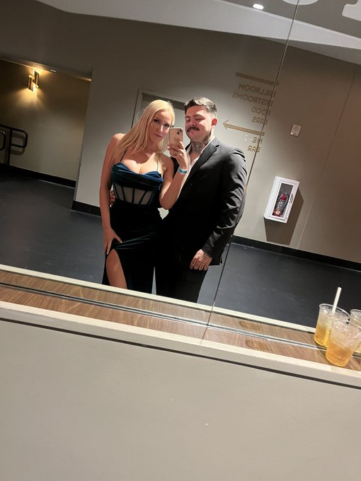 I had a fun time at @XBIZ last night. https://t.co/J0gn0YpKis<a class="tags" href="/tag/xbiz">@xbiz</a>