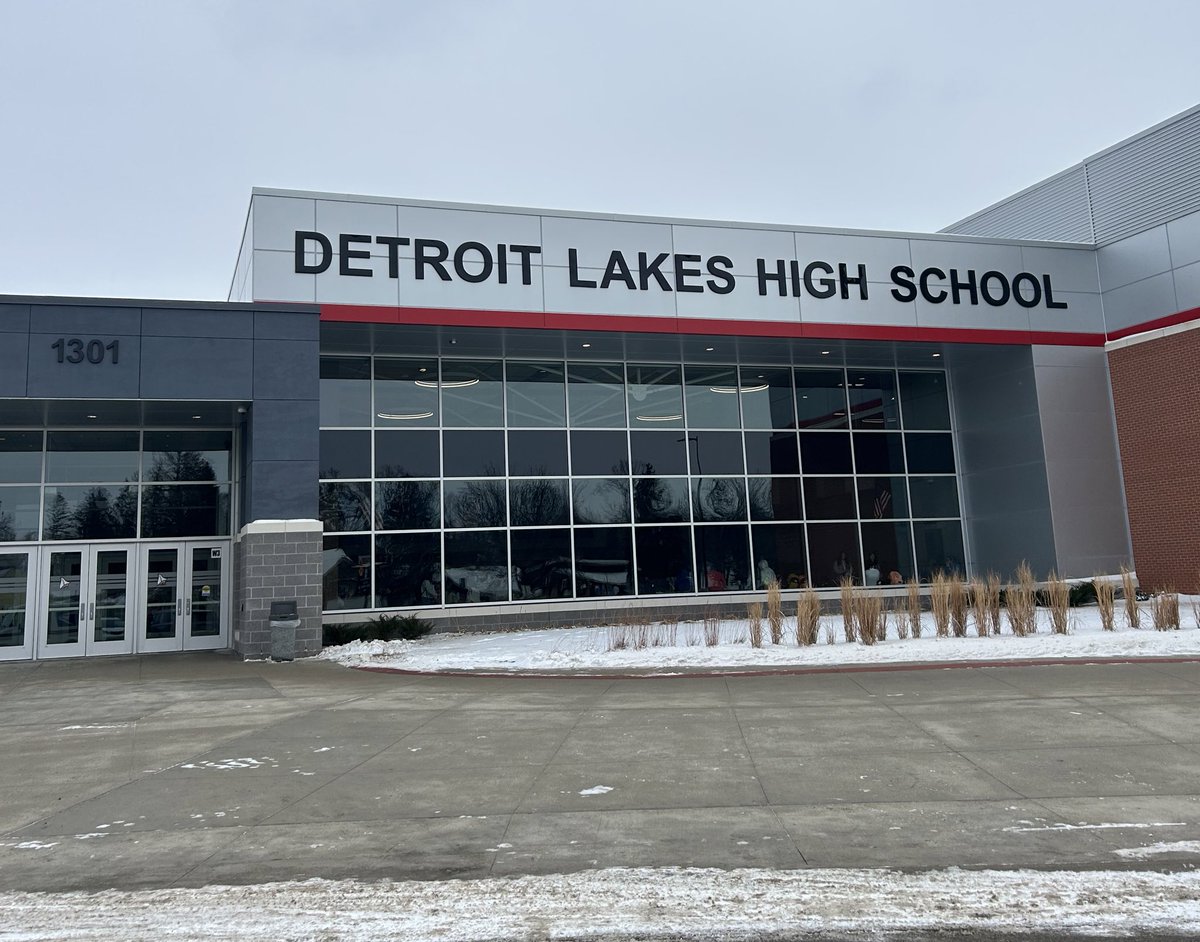 Great stop at @dlhsfootball with @Reed_Hefta today!  Excited for the future #RTB #MNBlitz