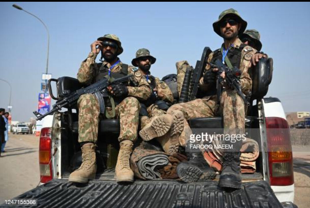 imam50168's tweet photo. #ایک_فوج_ایک_آواز
#PakArmySymbolOfBravery
#StableAndSecurePakistan
#PakArmyZindabad🇵🇰⚔
#PakistanPaindabad🇵🇰⚔ https://t.co/8aPFZrbuMS