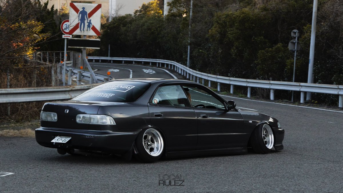 8mmIRI's tweet photo. integra db8 type R. https://t.co/3MoAGsmqr1