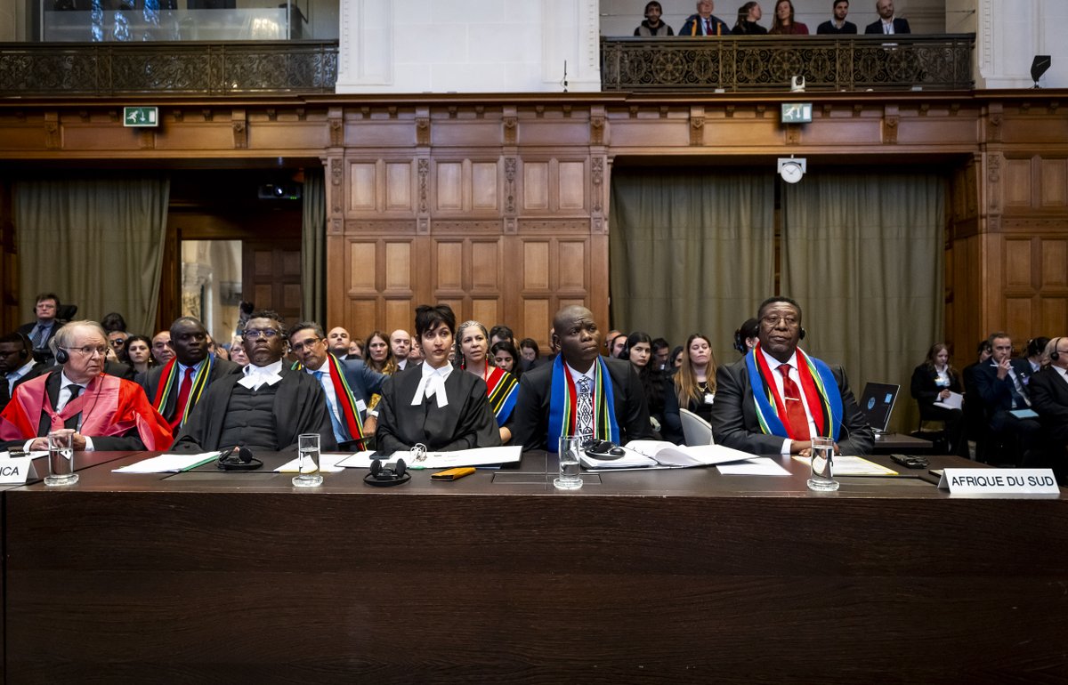 Following the recent South Africa v Israel hearing, @Yusra_Suedi discusses the ‘power’ behind the word “genocide” in its prevention, pursuit of accountability, and punishment through @CIJ-ICJ litigation. cil.nus.edu.sg/blogs/israel-s…