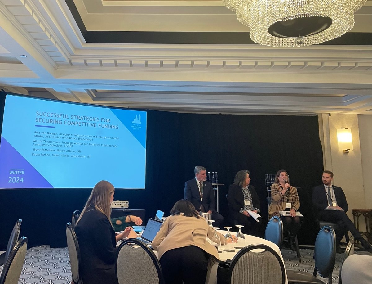 railstotrails's tweet photo. #TeamRTC was proud to support and attend @MayorInnovation's Winter 2024 Meeting! It was a great opportunity to meet and exchange ideas with fellow experts! https://t.co/3q425XQqlW