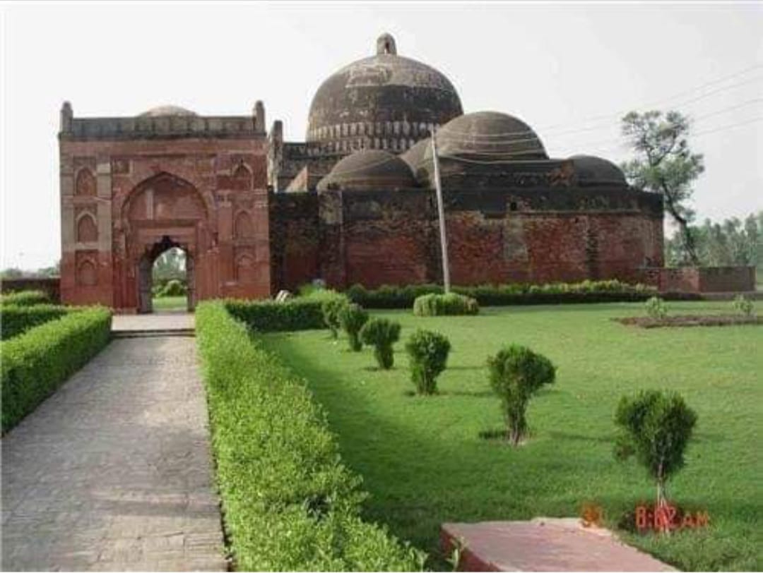 #BabriMasjid is alive in our hearts, history repeats itself and cannot be erase #BabriZindaHai

O Prophet!  Do not be deceived by the movement of people disobeying God in the countries of the world.

 Surah Al-Imran 3, verse 196

#AllahuAkbar