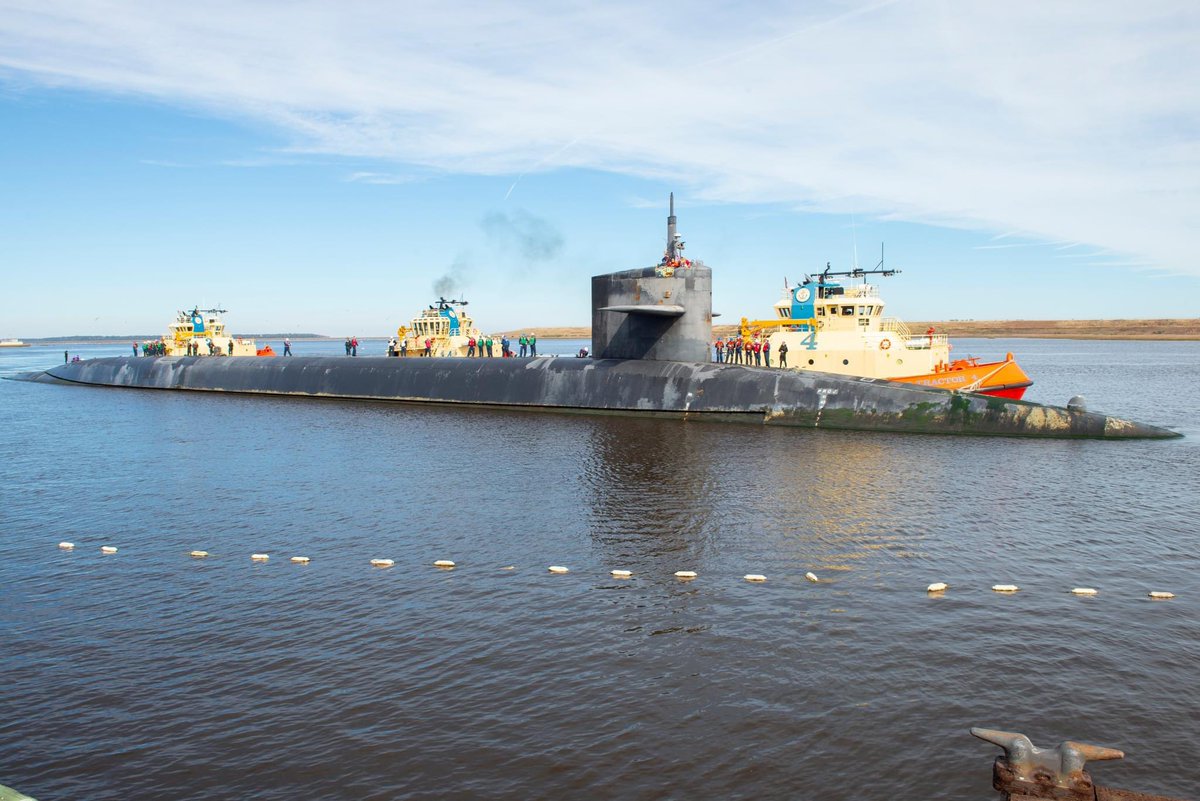 WarshipCam's tweet photo. USS Alaska (SSBN 732) Ohio-class nuclear powered ballistic missile submarine coming into Kings Bay, Georgia - January 19, 2024 #ussalaska #ssbn732
SRC: FB- Submarine Group Ten https://t.co/MstwOo8qtY