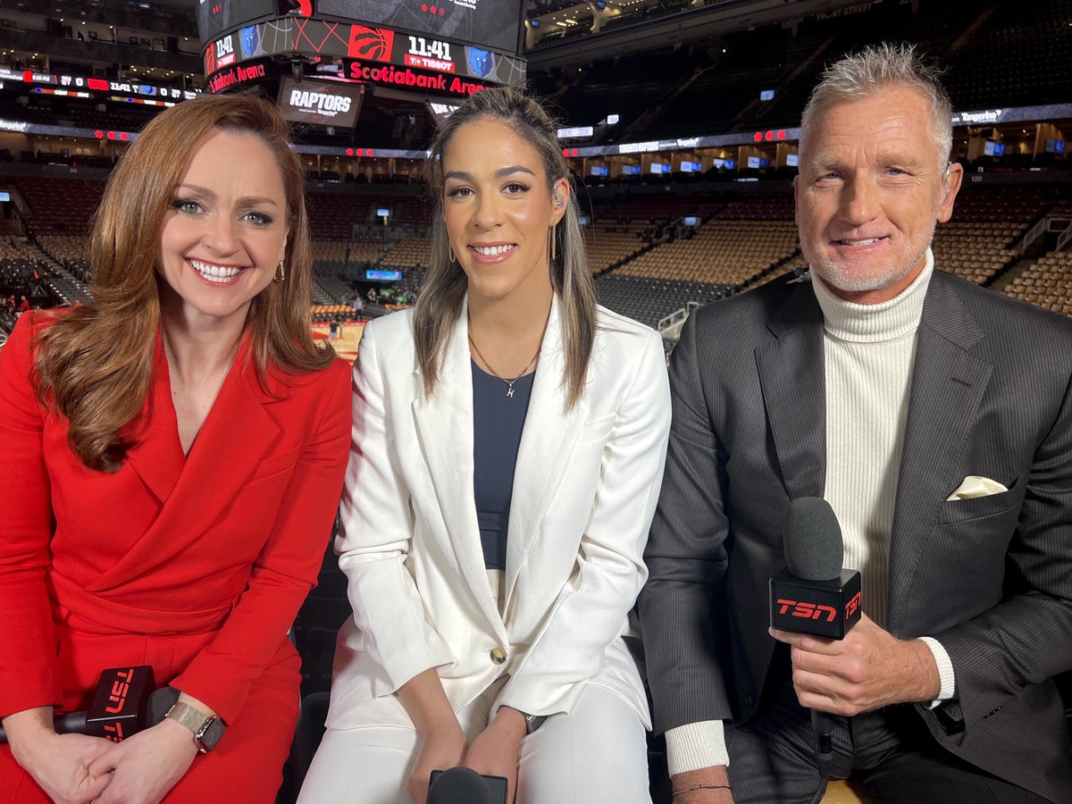 Ready for the ⁦@TSN_Sports⁩ ⁦@Raptors⁩ pre game show with superstars ⁦@KateBeirness⁩ & ⁦@KayNurse11⁩ 🙌