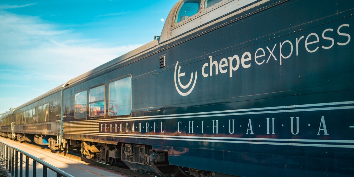 <a href="/CarManPaCo/">Carlos Manuel 🇲🇽🤝🌎</a> <a href="/lopezobrador_/">Andrés Manuel</a> @SEDENAmx <a href="/demiandu/">El #SonoraPower | Viviendo la noticia</a> <a href="/MiguelTorrucoG/">Miguel Torruco Garza</a> <a href="/SICTmx/">SICT México</a> <a href="/TrenMayaMX/">Tren Maya</a> <a href="/ferroistmo/">Ferrocarril del Istmo de Tehuantepec S.A. de C.V.</a> <a href="/AmirIbrahimQRoo/">Amir Ibrahim 🇲🇽</a> <a href="/revistapolemon/">Revista Polemón</a> <a href="/Hans2412/">Hans Salazar 🇲🇽🇵🇸</a> <a href="/juncalssolano/">Juncal Solano</a> <a href="/diegoecedillo/">Diego Elías Cedillo</a> Pienso que <a href="/GobiernoMX/">Gobierno de México</a> debería quitarle a Ferromex el #ChepeRegional, y permitirle seguir operando sólo el “Express” dirigido a extranjeros y pudientes. Así, serían 7🚆s operados por #Gafsacomm cubriendo así la mayor parte de la red ferroviaria nacional 🇲🇽 <a href="/galvanochoa/">Enrique Galván Ochoa</a> <a href="/FBuenAbad/">Fernando Buen Abad D</a>