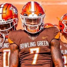 Blessed to receive an offer from @BG_Football @CoachCampenni @CoachQuedenfeld @BrotherRiceFB @EDGYTIM @OLineDlineFact1 @CoachTyRich74 @Maurice312corp @LemmingReport @Rivals @PrepRedzoneIL