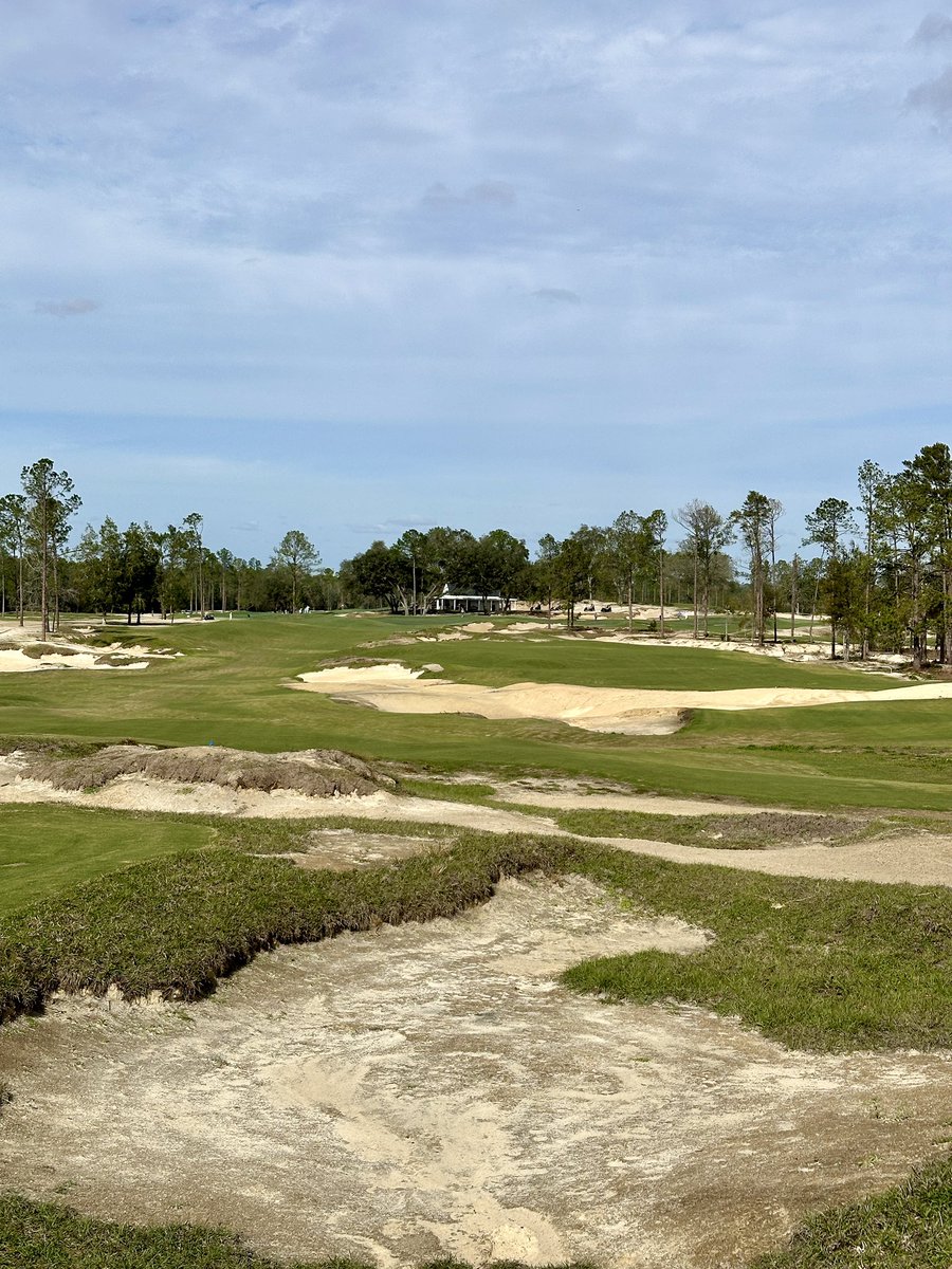 TimGavrich's tweet photo. CABOT CITRUS FARMS (KAROO)
Brooksville, Fla.
Kyle Franz, 2024
$165
Course #607

Tons of cheeky contouring on and around huge greens, some of the most extensive bunkering you’ll ever see, split fairways galore and newly-open vistas make for an intense but rewarding trip. https://t.co/m8vI6pQQU9