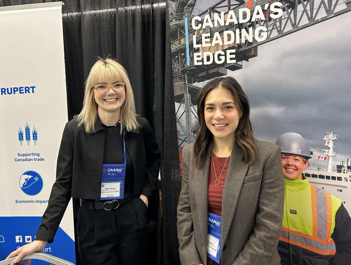 rupertport's tweet photo. It was great to connect with communities, leaders, and industry representatives from across northern BC and beyond at #BCNRF2024. Thanks for stopping by our booth to learn about how we are strengthening supply chains at the Port of #PrinceRupert. 🧵1/3 https://t.co/grKrCOaFRg