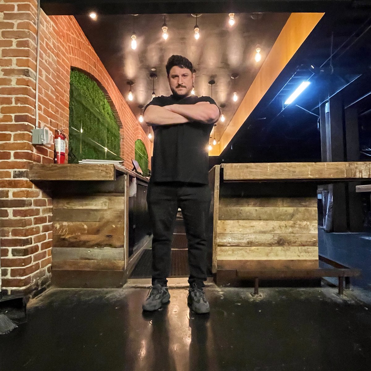 lucatimusic's tweet photo. “next time… on master chef: club space” https://t.co/Psj2cc9m4K