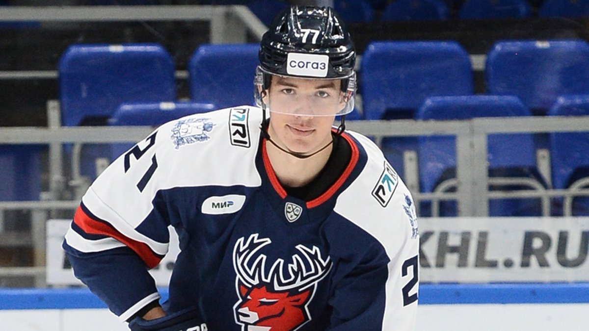 @TSNBobMcKenzie @CraigJButton Anton Silayev, Artyom Levshunov, Cole Eiserman and Cayden Lindstrom round out the top five draft prospects and @TSNBobMcKenzie highlights Silayev's meteoric rise up the rankings and what else scouts are looking for out of Eiserman: tsn.ca/nhl/video/~285…