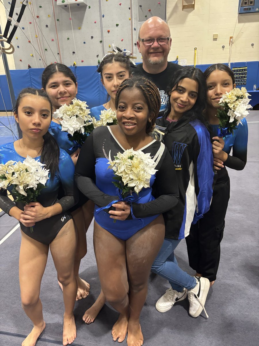 Sharescuela's tweet photo. Let’s go ⁦@Wheeling_Cats ⁦@WHSactivities⁩ https://t.co/2orR2sFfp7