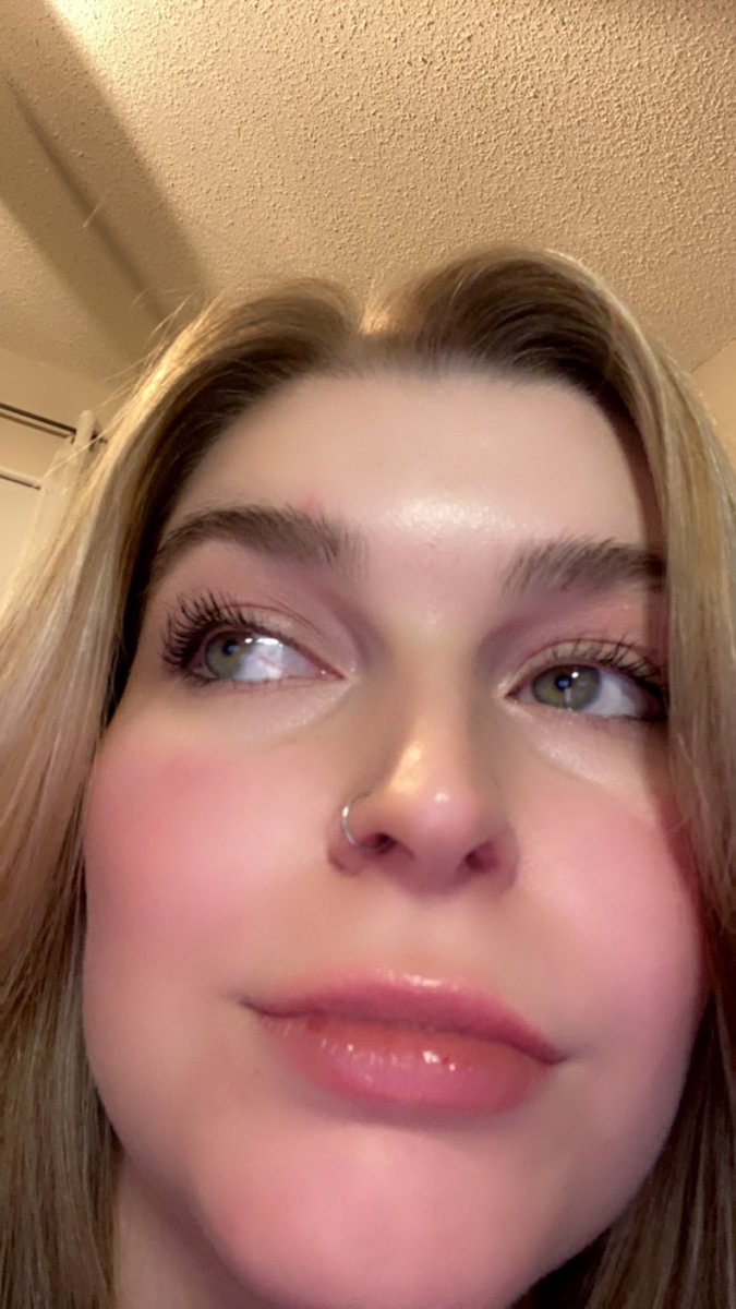 justzeebz's tweet photo. your girl is live playing some apex rank &amp; some card games tonight! #ApexLegends #apex #MarvelSnap #fairytalefables 

https://t.co/bXMDKQdS3d https://t.co/Z87ePXkSsF