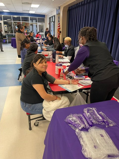 Students and parents came out for the Brown Health and Wellness fair presented by Parkland. Free mammograms, vaccines, screenings & more were provided to all! Thank you Ms Mancillas (parent liaison) for organizing this event! @mcastellanos3 @IrvingISD @IISDMagdaHdz @Fountain_AP