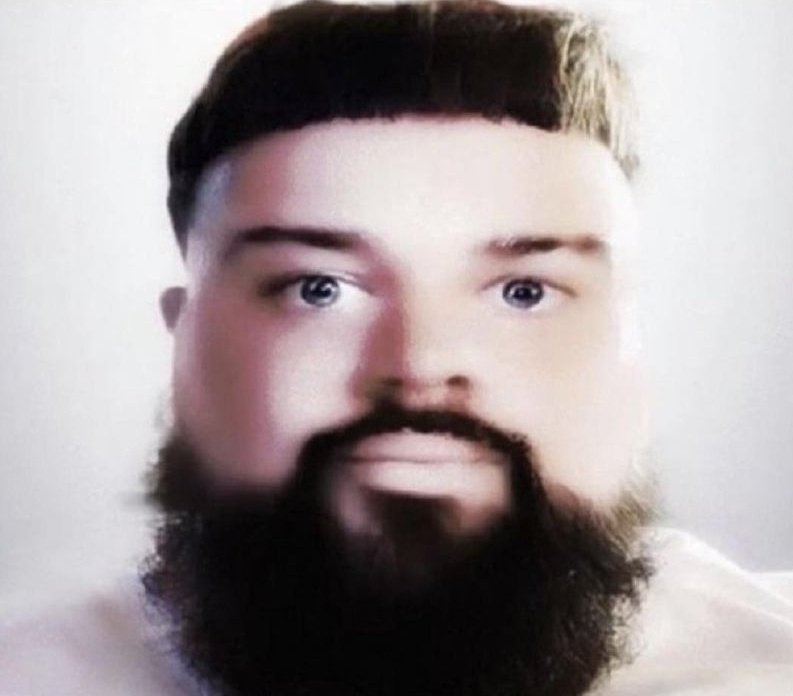 SamuPrime's tweet image. Being hospital security at the corporate office= look sexy, hospitality, babysitting drunk doctor's,ceo's and presidents, sometimes answering phone 🥱

Vs patient care = this dude tired to stab you 4 times on separate ,occasions and people dying frequently 💀