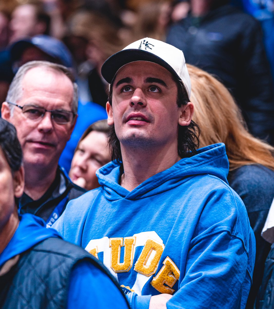 Canes's tweet image. The kid goes to college 🏀

Thanks to @DukeMBB for having Jarvy out!