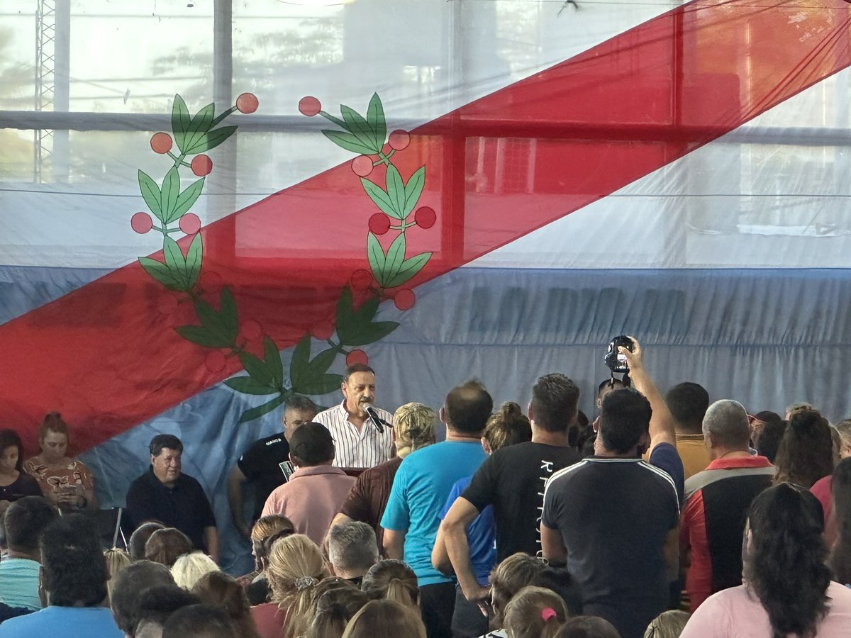 LA RIOJA ALZA LA BANDERA CONTRA EL DICTADOR  <a href="/JMilei/">Javier Milei</a> ‼️‼️ <a href="/QuintelaRicardo/">Ricardo Quintela</a> COMANDA LA
EMBESTIDA CONTRA UN PRESIDENTE QUE NO ESCUCHA‼️