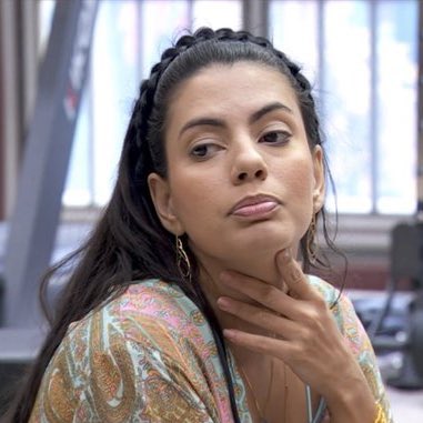 poptime's tweet photo. Reclamando que Davi canta o dia todo, Rodriguinho diz: “Eu sou cantor e não fico cantando o dia todo!”

Fernanda: “Você não tem nem mais voz!” 🗣️ #BBB24 https://t.co/e6AZHePtL9
