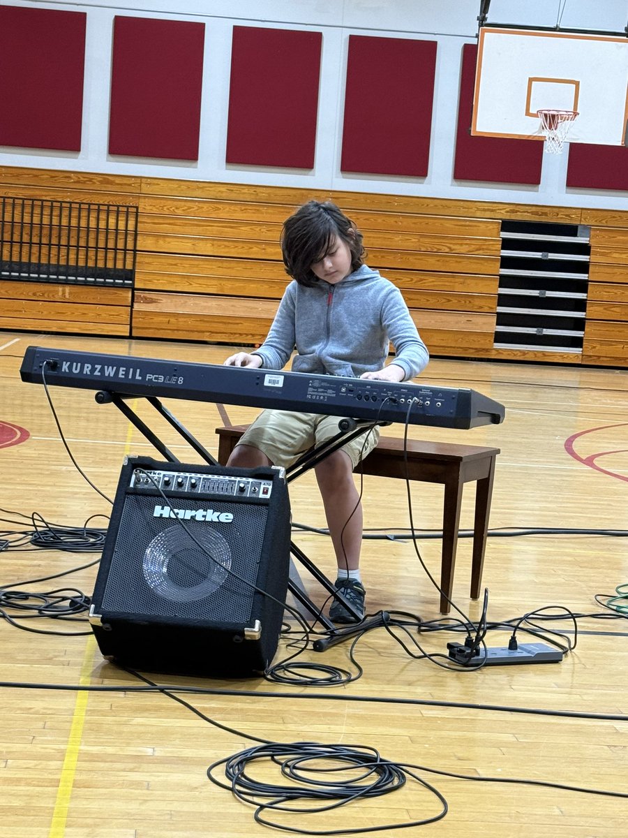 Great time at Talent Show 2024 <a href="/rpk8magnet/">Roland Park K-8 IB World School</a> <a href="/PTSARolandPark/">Roland Park PTSA</a> <a href="/SDHCMagnet/">HCPS Magnet Schools and Programs</a> <a href="/HCEMEC/">HillsCoMusicEd</a> 
#MagnetSchoolsRock
