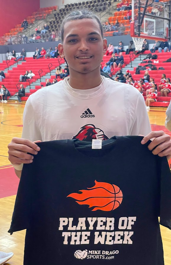 Congratulations to Reading High’s Yadiel Cruz for being named Player of the Week earlier this season. Thanks to the Weeber/Langdon Team of Merrill Lynch for sponsoring the award and to CBL Custom Apparel for creating these T's. #mikedragosports <a href="/Brian_Benkert/">Brian Benkert</a> #mikedragosports