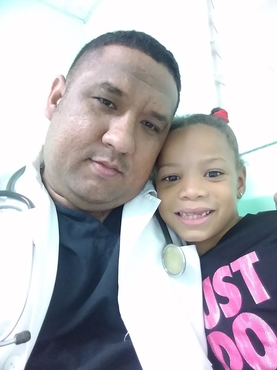 Saludos camaradas, el día de hoy en horas de la tarde recibí la llamada del señor ministro de viviendas ... Gracias a todos por su apoyo, ya pronto mi esposa y yo tendremos nuestra casita.

Para los que se burlaban de mi cuando hacía las solicitudes les digo Dios les bendiga...